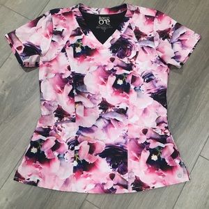 Barco One Scrub Top